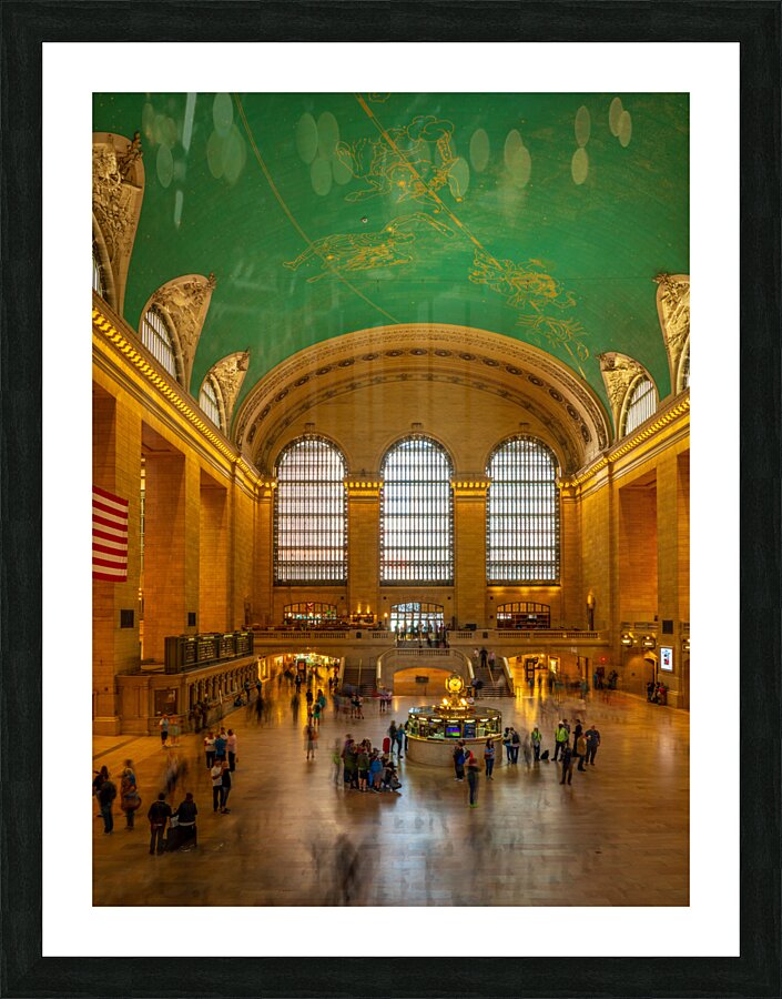 Interior of Grand Central Station in midtown Manhattan  Impression encadrée