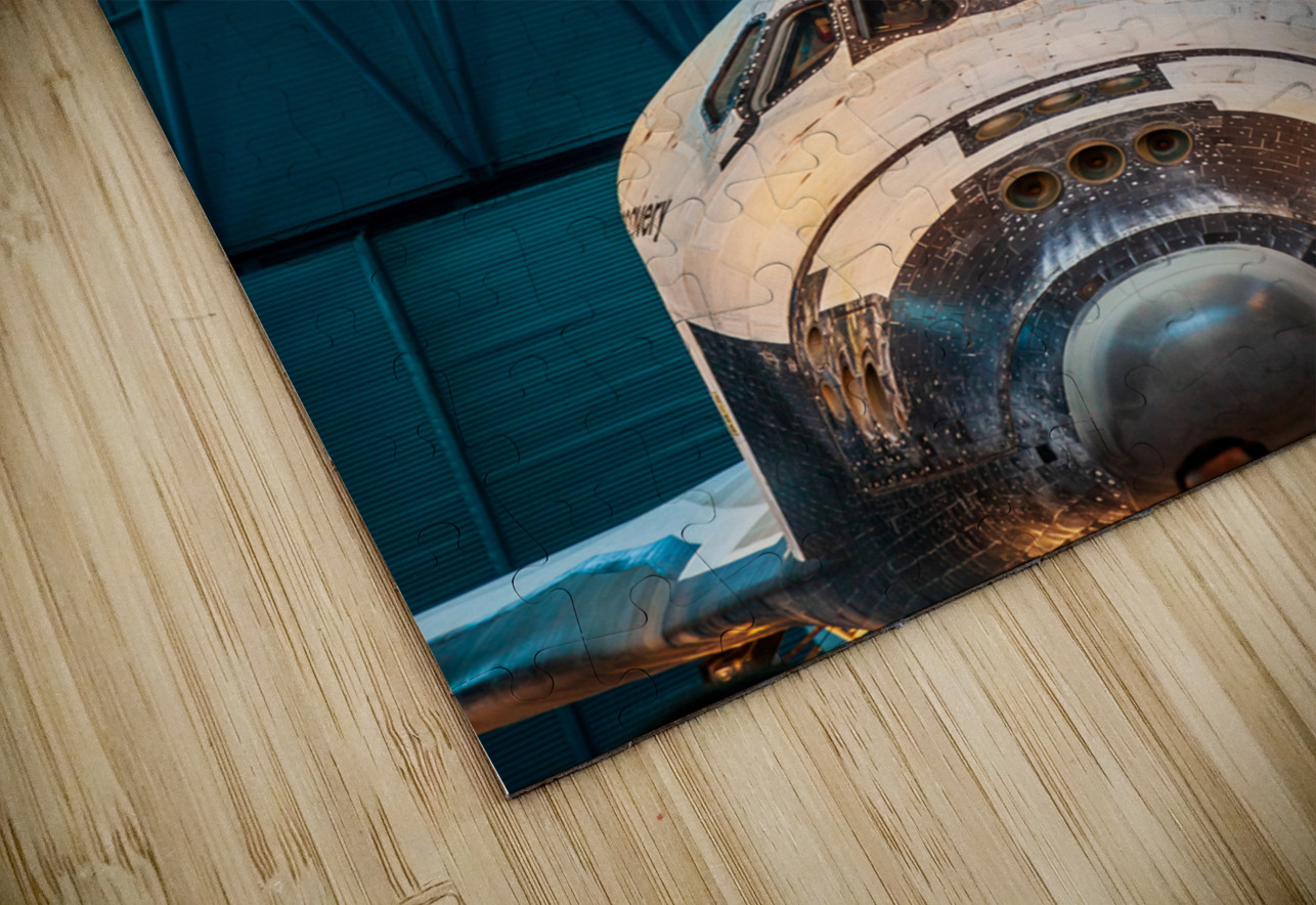 Space shuttle Discovery in its final home Steve Heap Puzzle