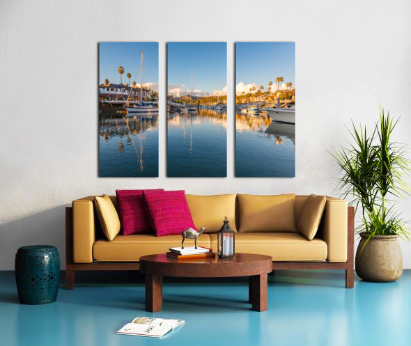 Expensive homes and boats ventura Split Canvas print