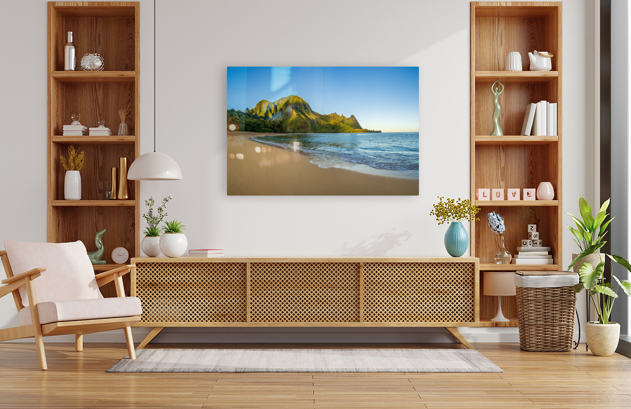 Early morning sunrise over Tunnels Beach on Kauai in Hawaii Reproduction