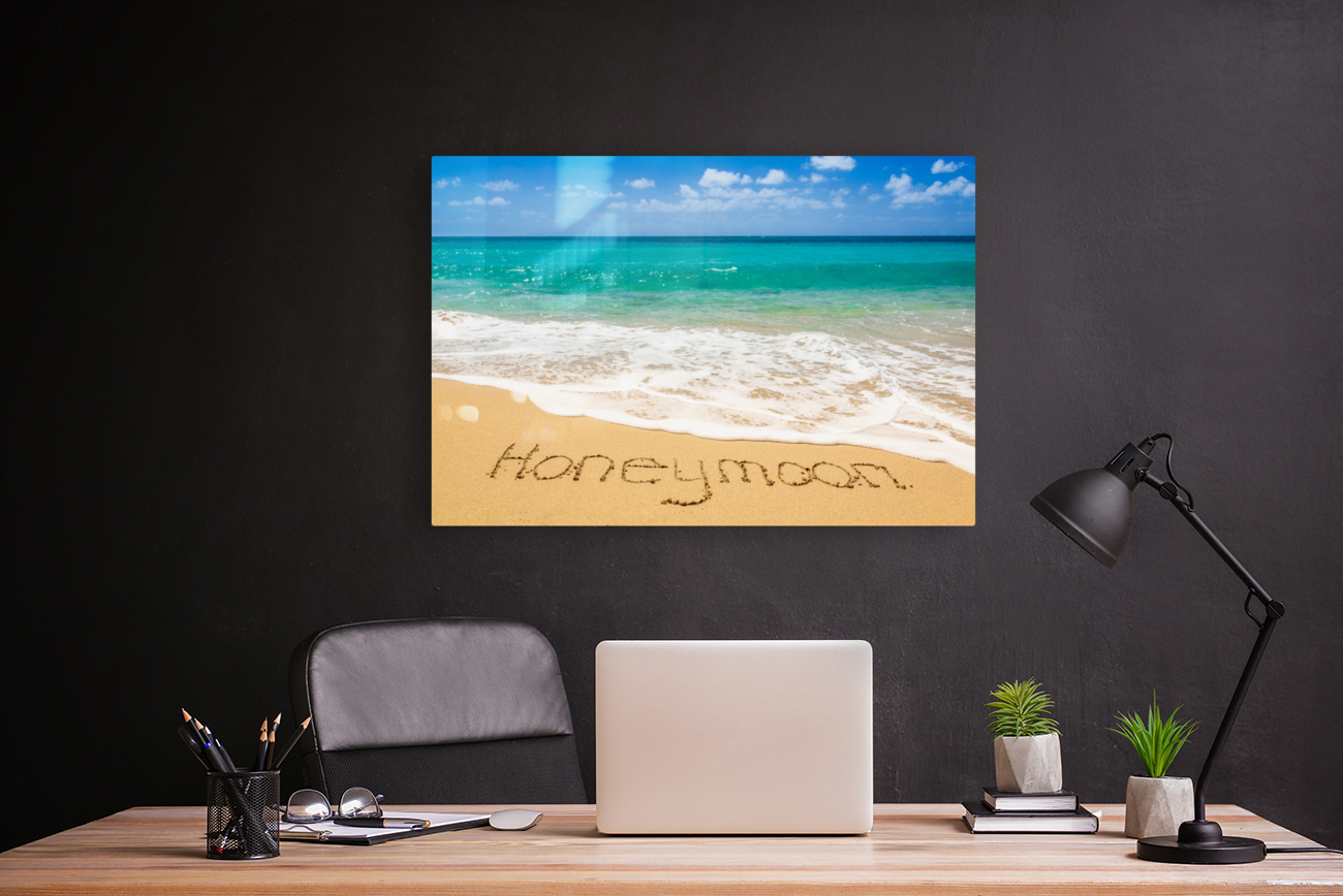 Romantic memory of honeymoon on tropical island Reproduction