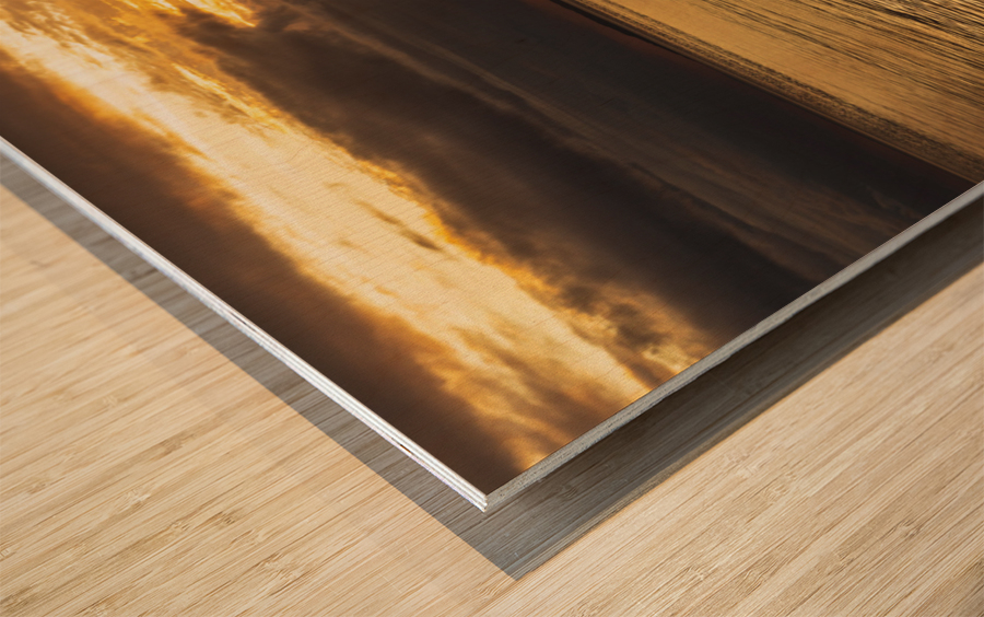 Golden sunset on a cruise on a calm Pacific ocean Wood print